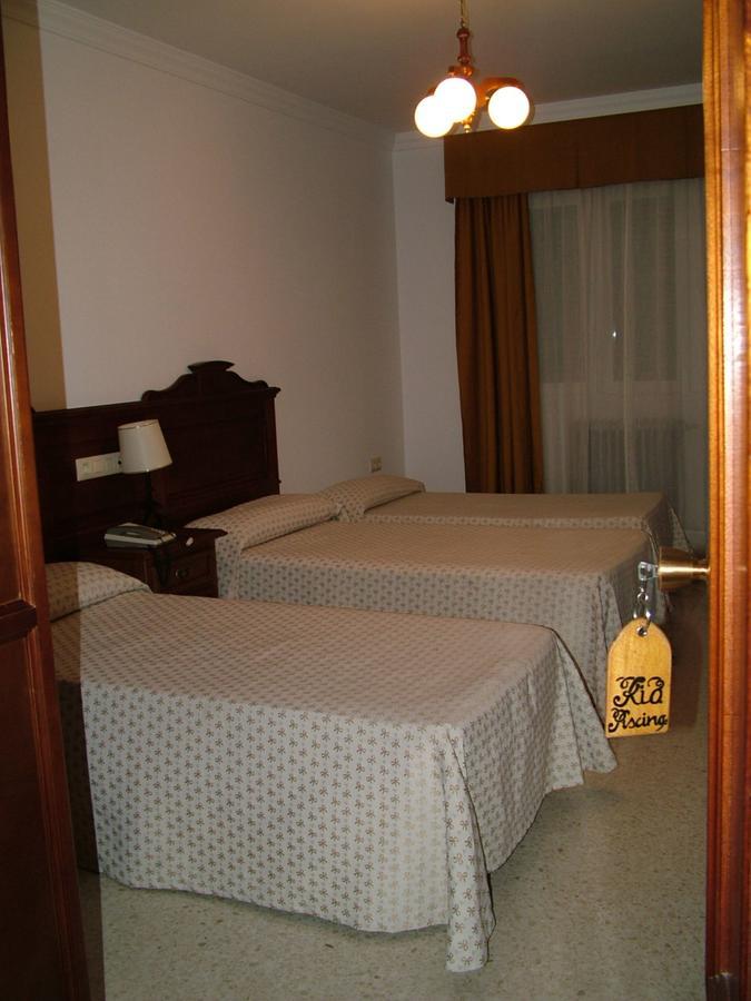 Hotel Rio Piscina Priego de Córdoba Eksteriør billede
